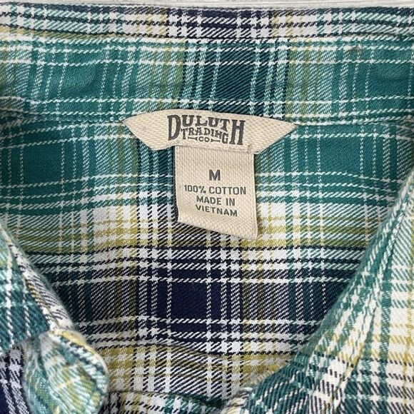 Duluth Trading Flannel Shirt Womens Medium Plaid Button Front Long Sleeve Vented - Picture 8 of 11